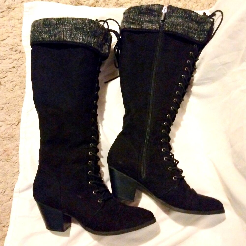 Torrid Black Lace Up Tall Boots 10.5WW Cozycore Streetwear Chunky Heel Combat - Picture 7 of 11